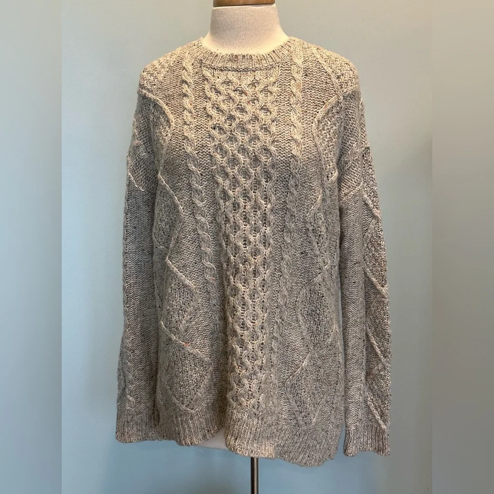 Treasure & Bond CabinCore Cable Knit Wool blend crew neck sweater size Medium